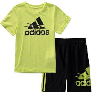 Adidas Boys activewear set (used) SIZE 7 BOYS